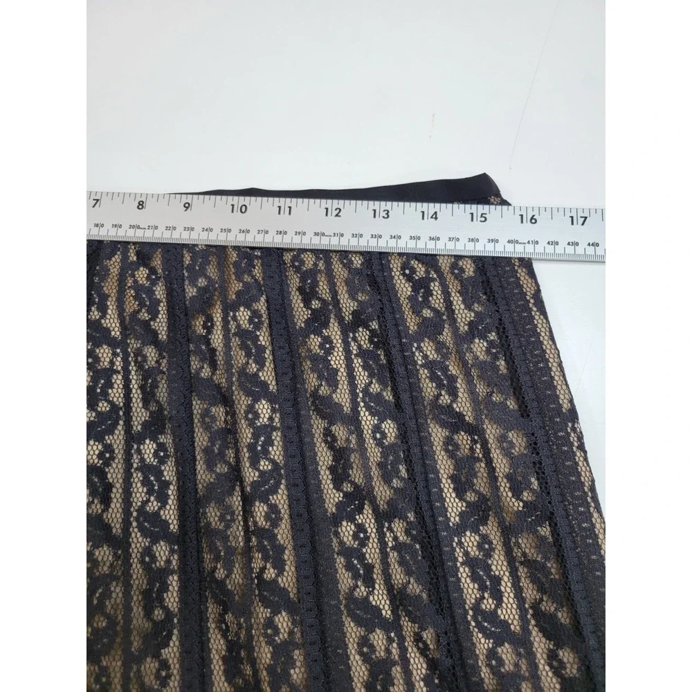Ann Taylor LOFT Lace Midi Skirt Women's Size 8 Black Nude A-Line Lined Elegant